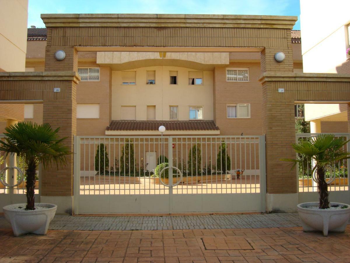 Apartamento Alameda del Tormes Santa Marta de Tormes Exterior foto