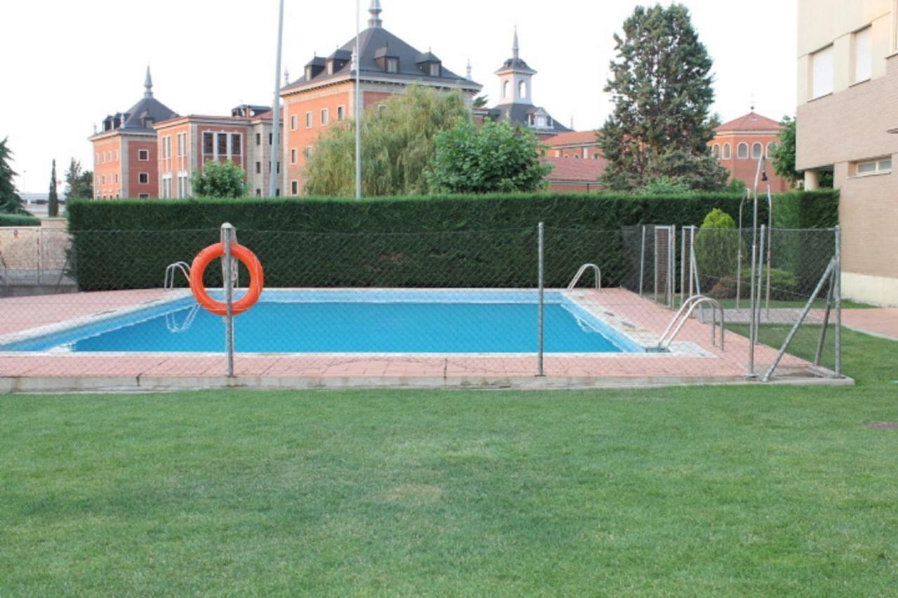 Apartamento Alameda del Tormes Santa Marta de Tormes Exterior foto