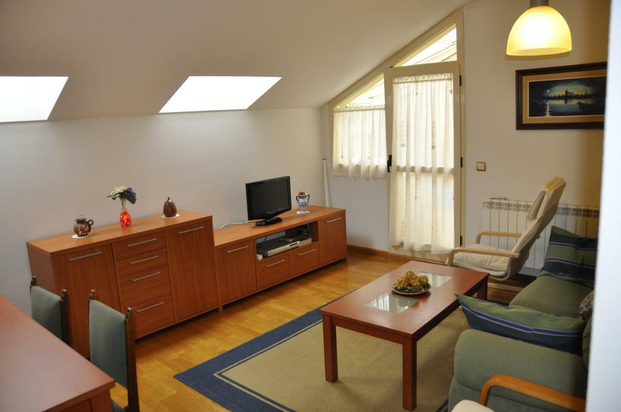 Apartamento Alameda del Tormes Santa Marta de Tormes Exterior foto